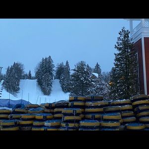 Meet your Posher, Val